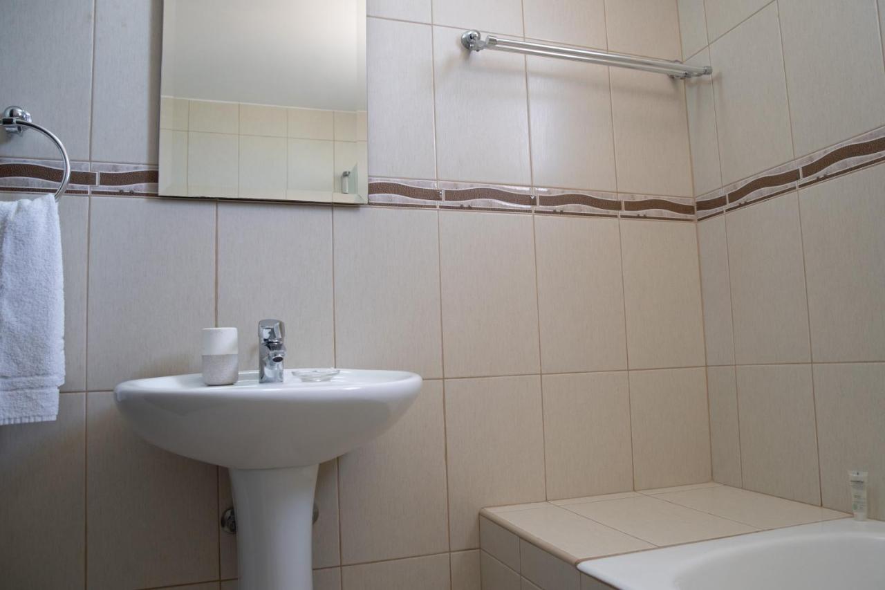 Fig Tree Villa Ekaterina 3 Bdrm Protaras Luaran gambar