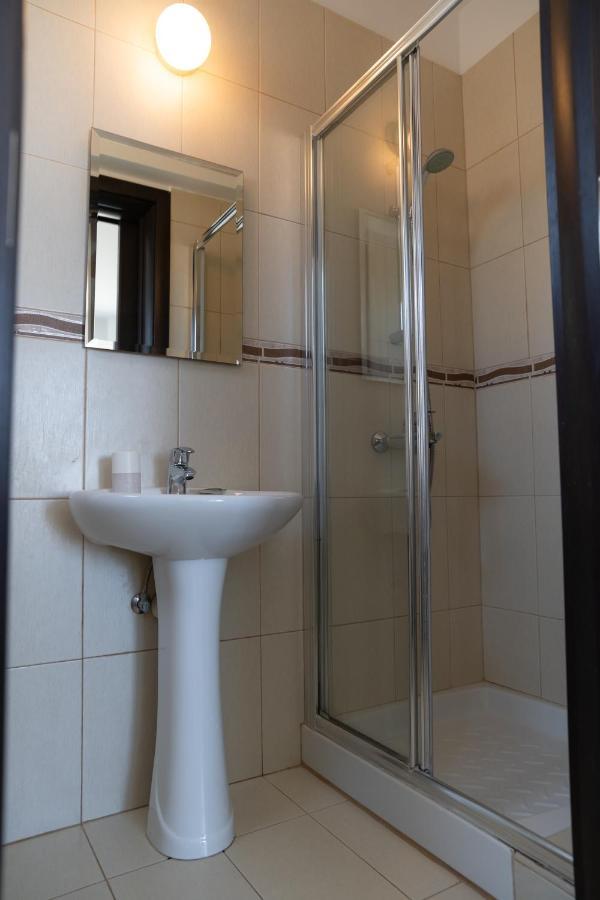 Fig Tree Villa Ekaterina 3 Bdrm Protaras Luaran gambar