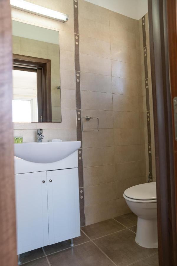 Fig Tree Villa Ekaterina 3 Bdrm Protaras Luaran gambar