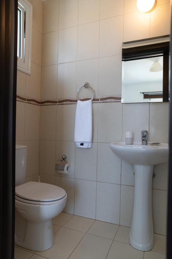 Fig Tree Villa Ekaterina 3 Bdrm Protaras Luaran gambar